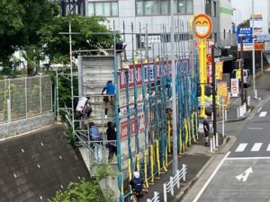 足場　外看板リニューアル