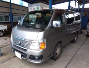 南足柄市　キャラバン　廃車