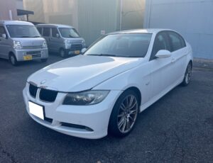 横浜市鶴見区　BMW320i　廃車