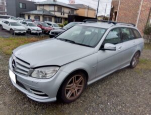 メルセデスベンツ　C200ステーションワゴン　不動車　牽引車　二名体制