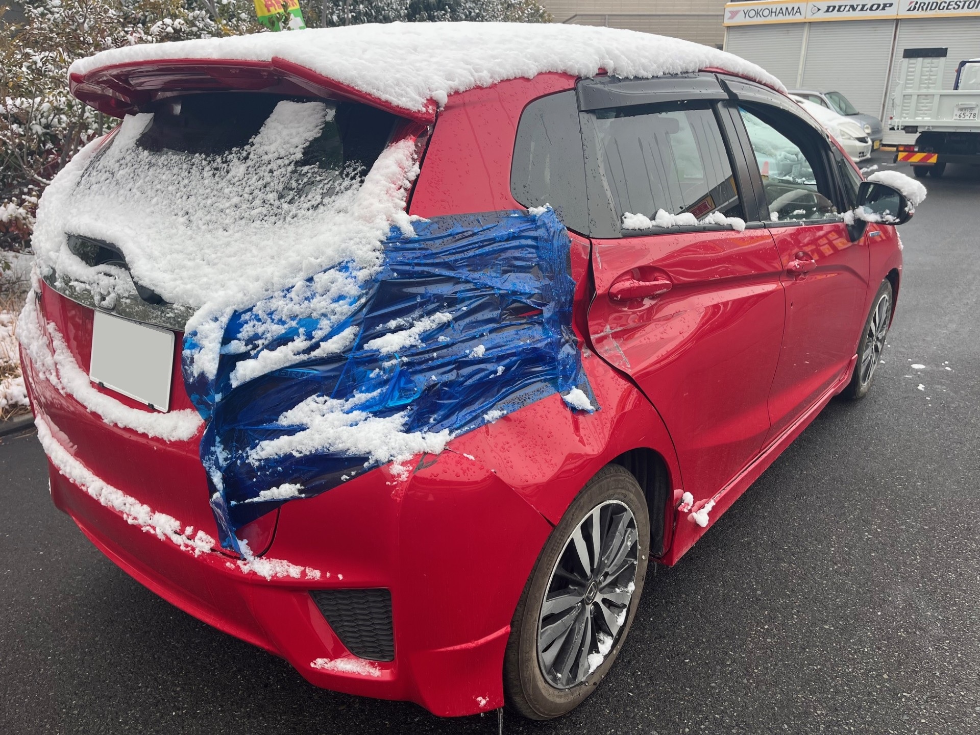 フィットハイブリッド　廃車　群馬県　前橋市